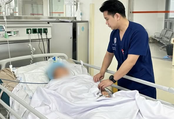 Liên tiếp phát hiện người trẻ đột quỵ do dùng thuốc tránh thai