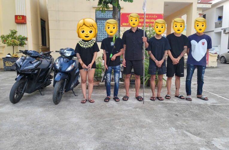 Triệu Tập Nhóm Thanh Thiếu Niên Hành Hung Người Đi Đường Trong Đêm