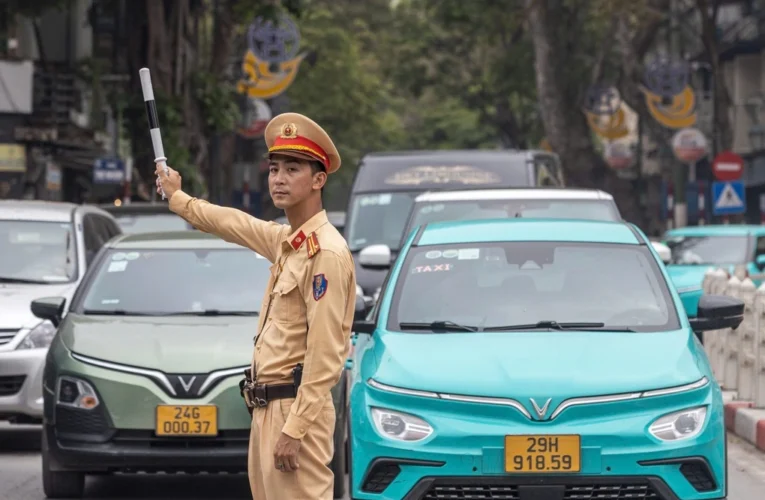 Hà Nội cấm triệt để, tạm cấm phương tiện nhiều tuyến đường trong ngày 17/8