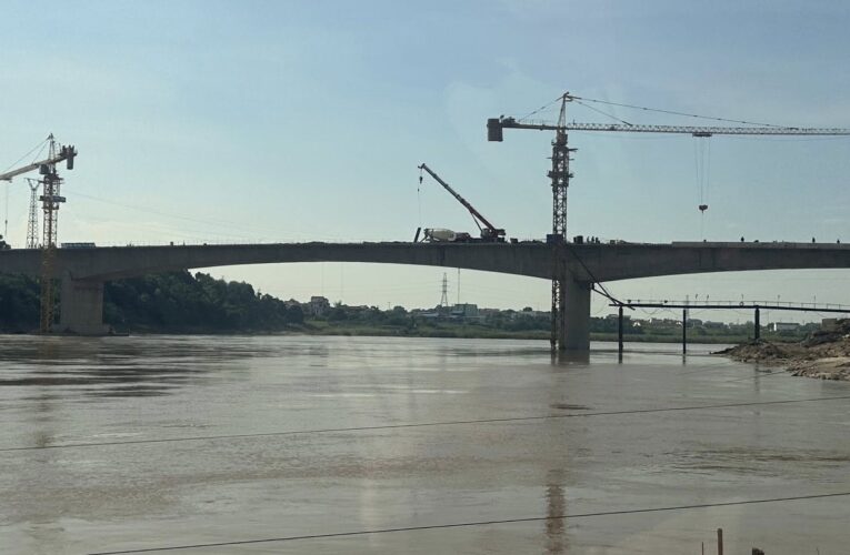 Thủ tướng: Giao quân đội làm cầu Phong Châu giúp tiết kiệm 300 tỷ đồng