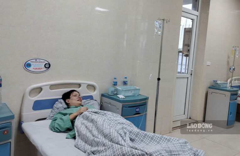 Hàng chục cán bộ mắc bệnh quái ác ở Lào Cai không được giải quyết chế độ nghỉ việc