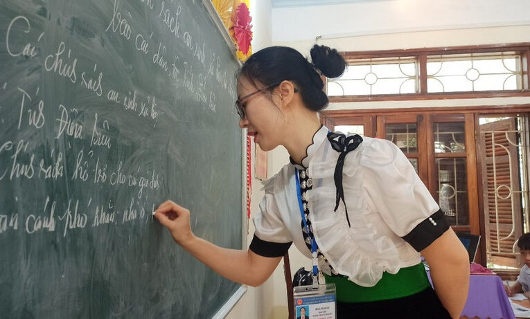 Lương giáo viên dự kiến tăng từ 2-7 triệu đồng/tháng, chưa tính phụ cấp