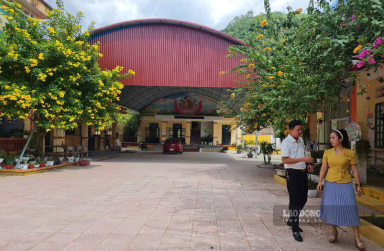 Giáo viên một trường mầm non ở Lào Cai phản ánh bị thu lại tiền dạy thêm giờ