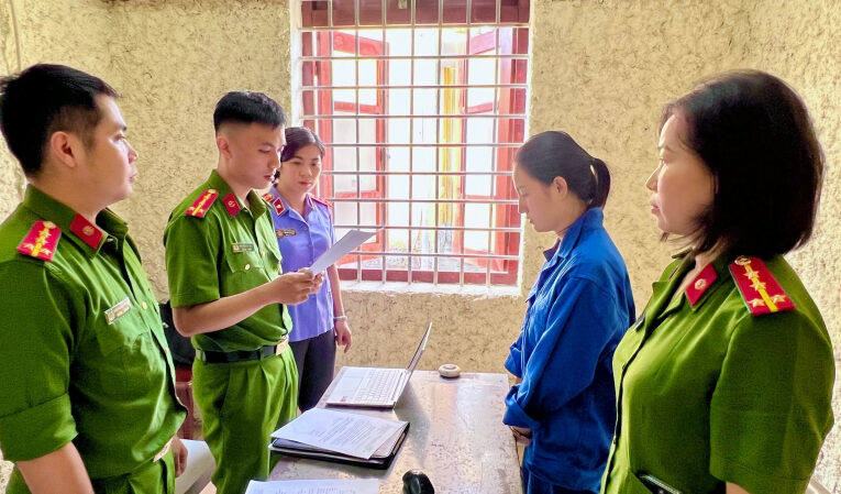 Lật tẩy vỏ bọc nhân hậu để lừa tiền từ thiện
