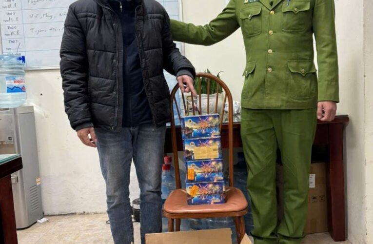 Phát hiện đối tượng vận chuyển thùng hàng chứa nhiều khối hộp nghi vấn