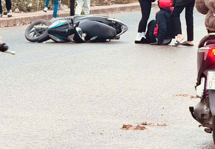 TNGT ở Cổng 4 Compal sáng nay