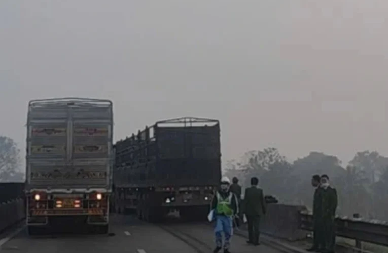 Ba ô tô tông nhau trên cao tốc, 4 người chết, 6 người bị thương