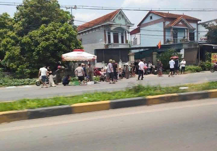 Hóng tại đường 36 đoạn Bá Thiện II Nghe bảo đắp chiếu rồi à các bác